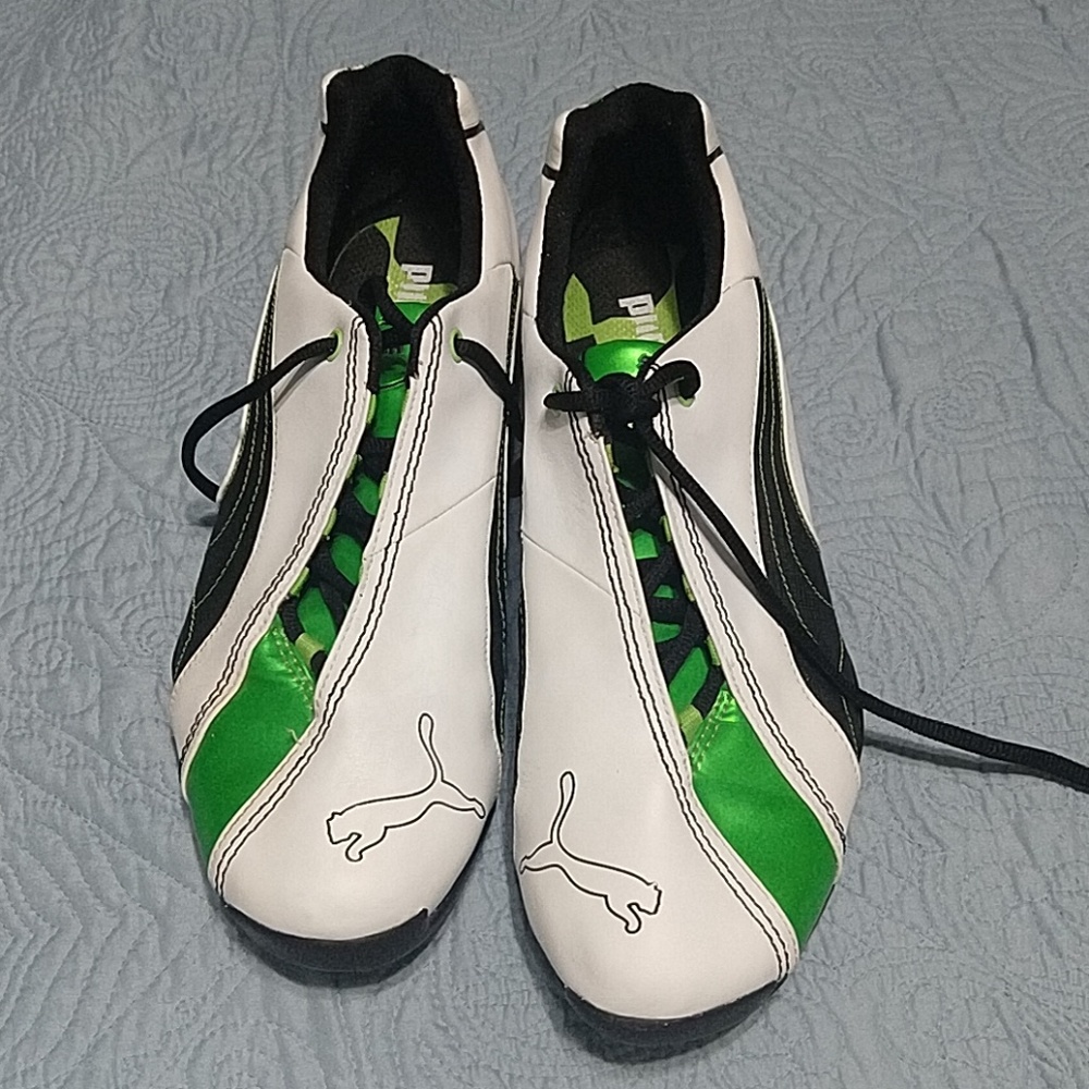 Men's size 11 Puma sneakers
